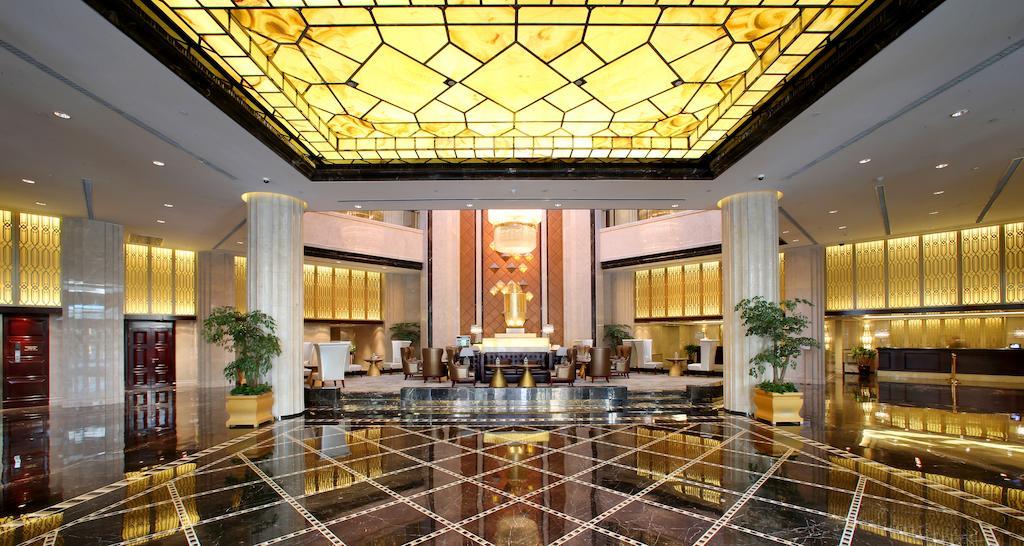 Guangdong Hotel Shanghai - Free Self-Service Laundry Exterior foto